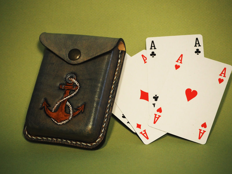 Spielkartenetui mit Anker Motiv
