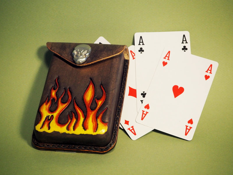 Spielkartenetui Feuer